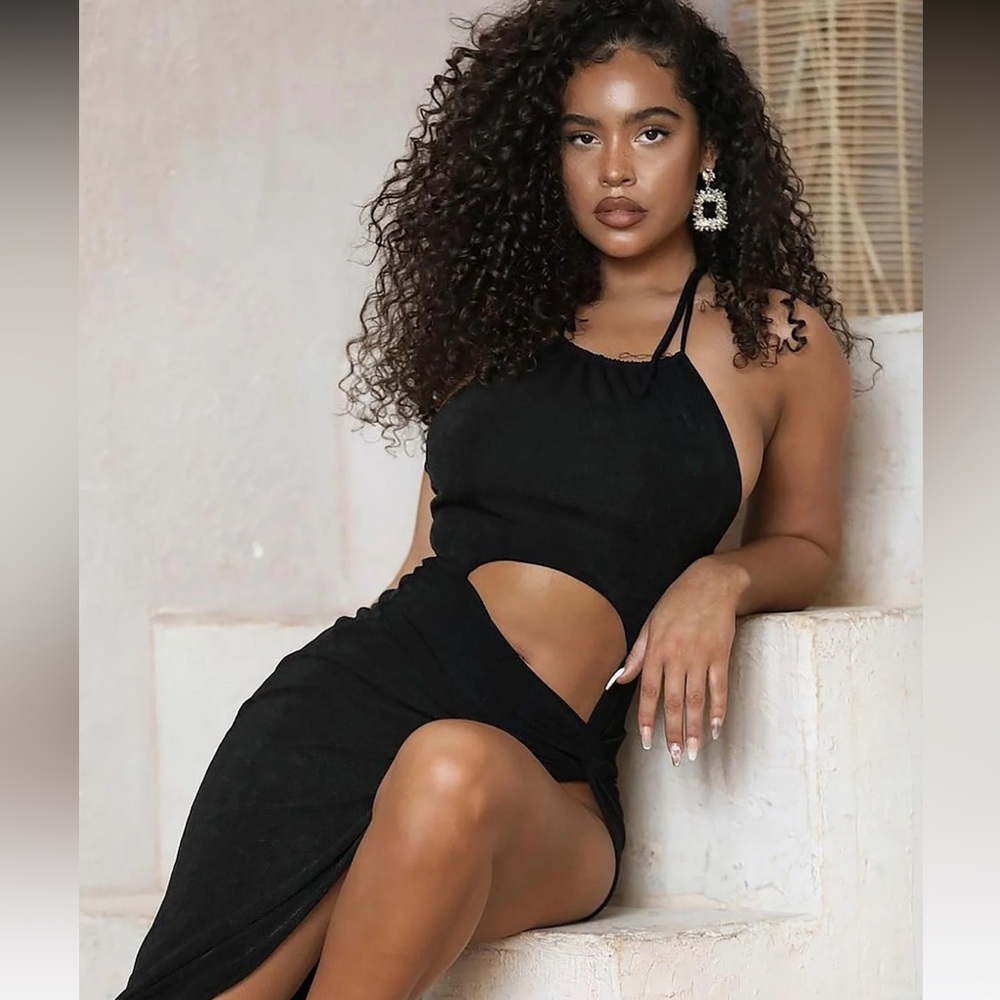 Halter maxi dress